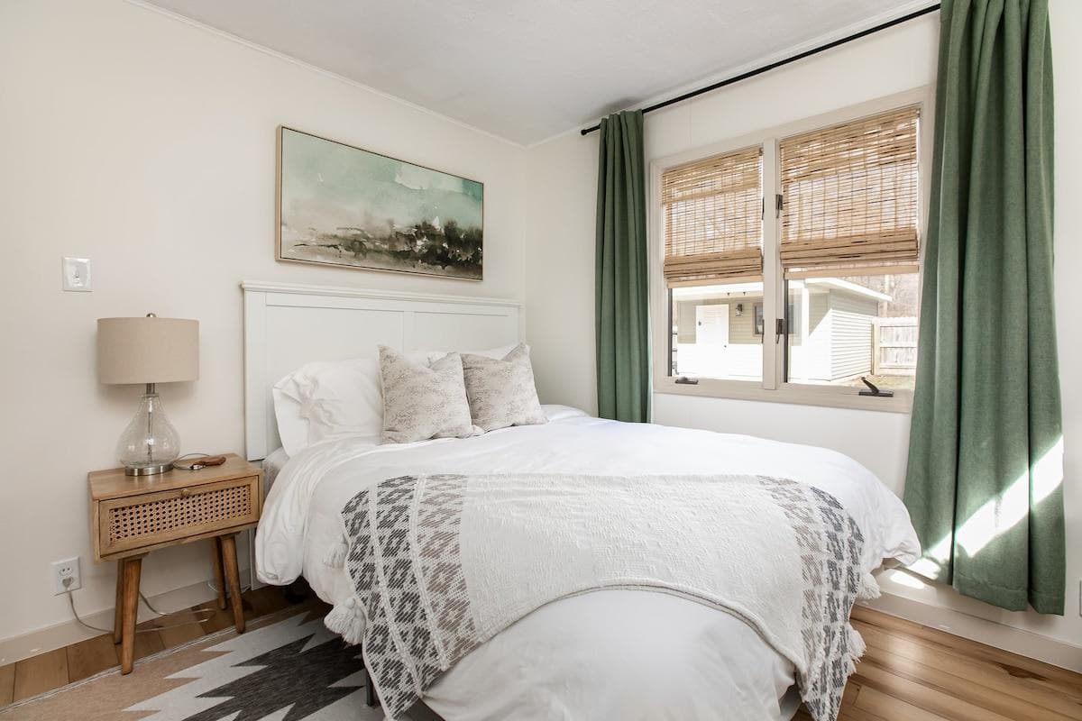 Bedroom #2 with Queen Bed