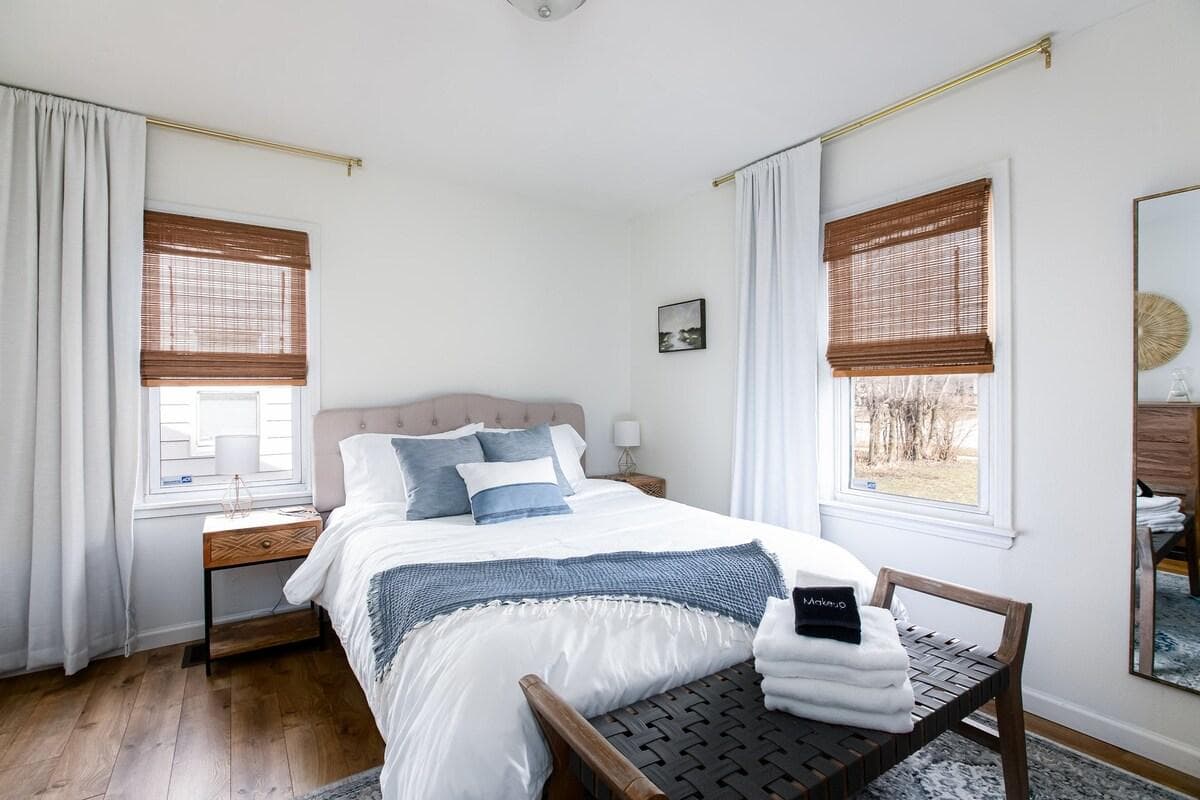 Bedroom #1